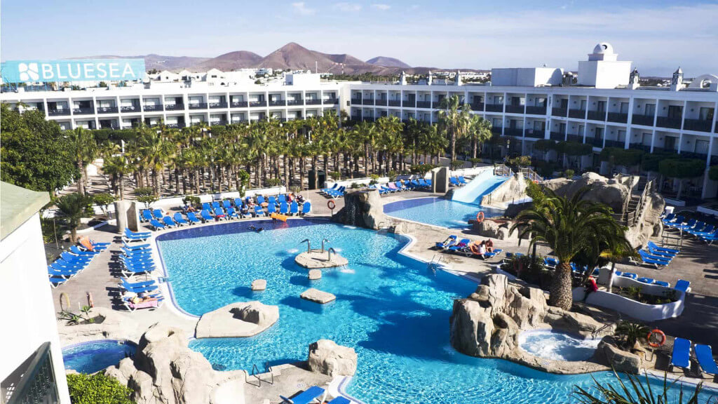 BLUE SEA COSTA BASTIAN — Lanzarote